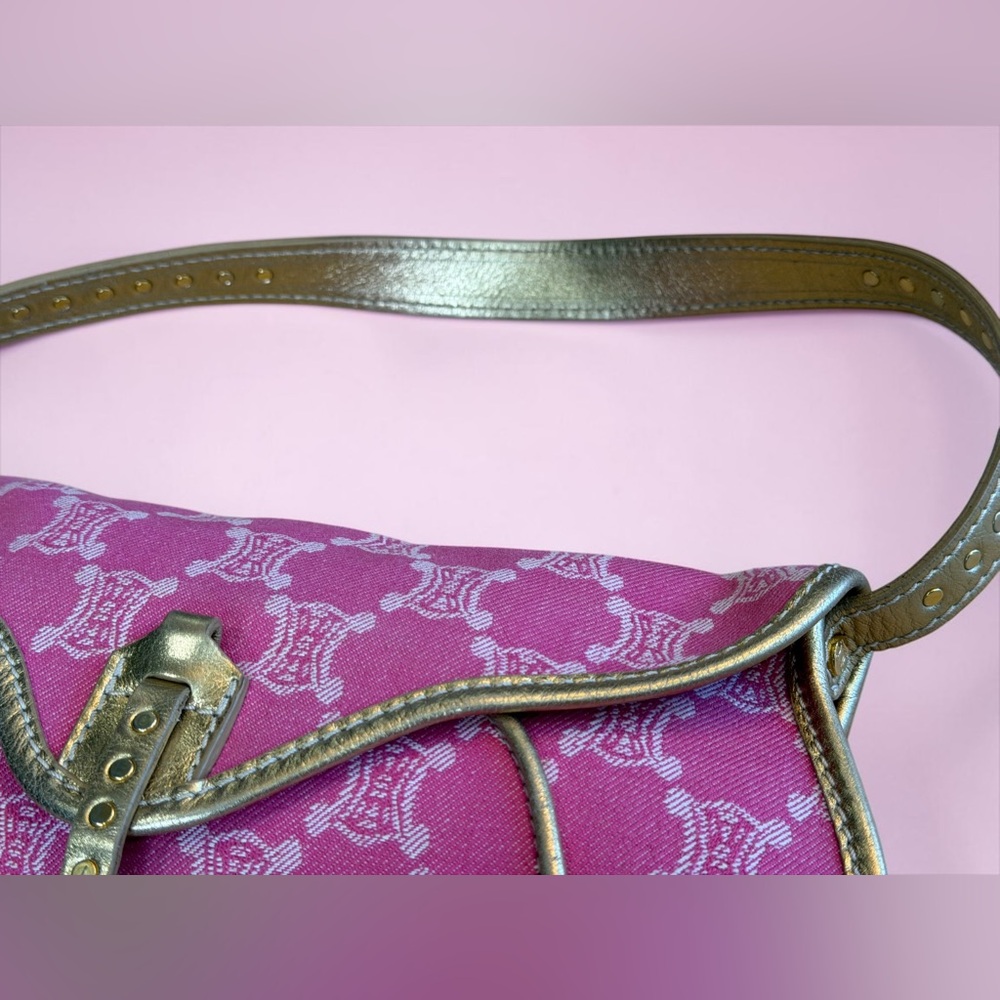 Celine Pink Triomphe Monogram Poulbot Denim Shoulder-bag w Gold Trim
EXCELLENT! - Picture 8 of 15